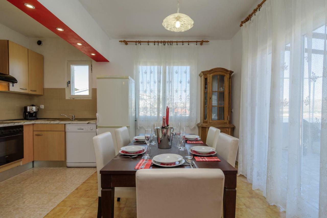 Apartment "Duma" Trogir Eksteriør billede