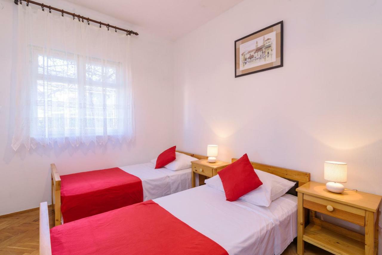 Apartment "Duma" Trogir Eksteriør billede