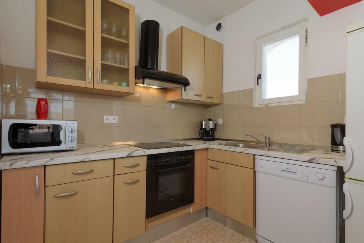 Apartment "Duma" Trogir Eksteriør billede